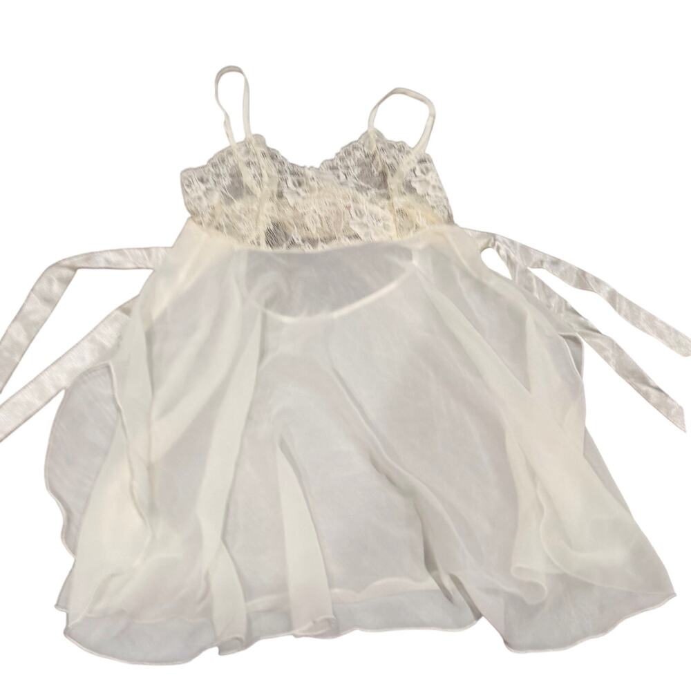 Victoria's Secret White Lace Baby Doll Bridal Lingerie Size XS